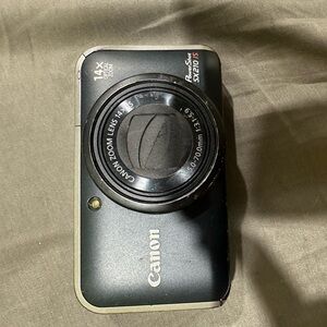 Canon Powershot SX210 Digital Camera